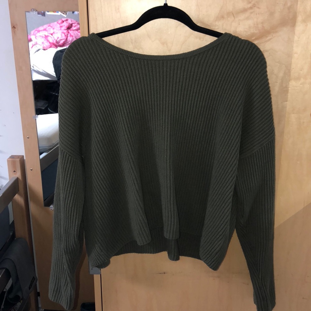 Olive Kendall & Kylie Sweater